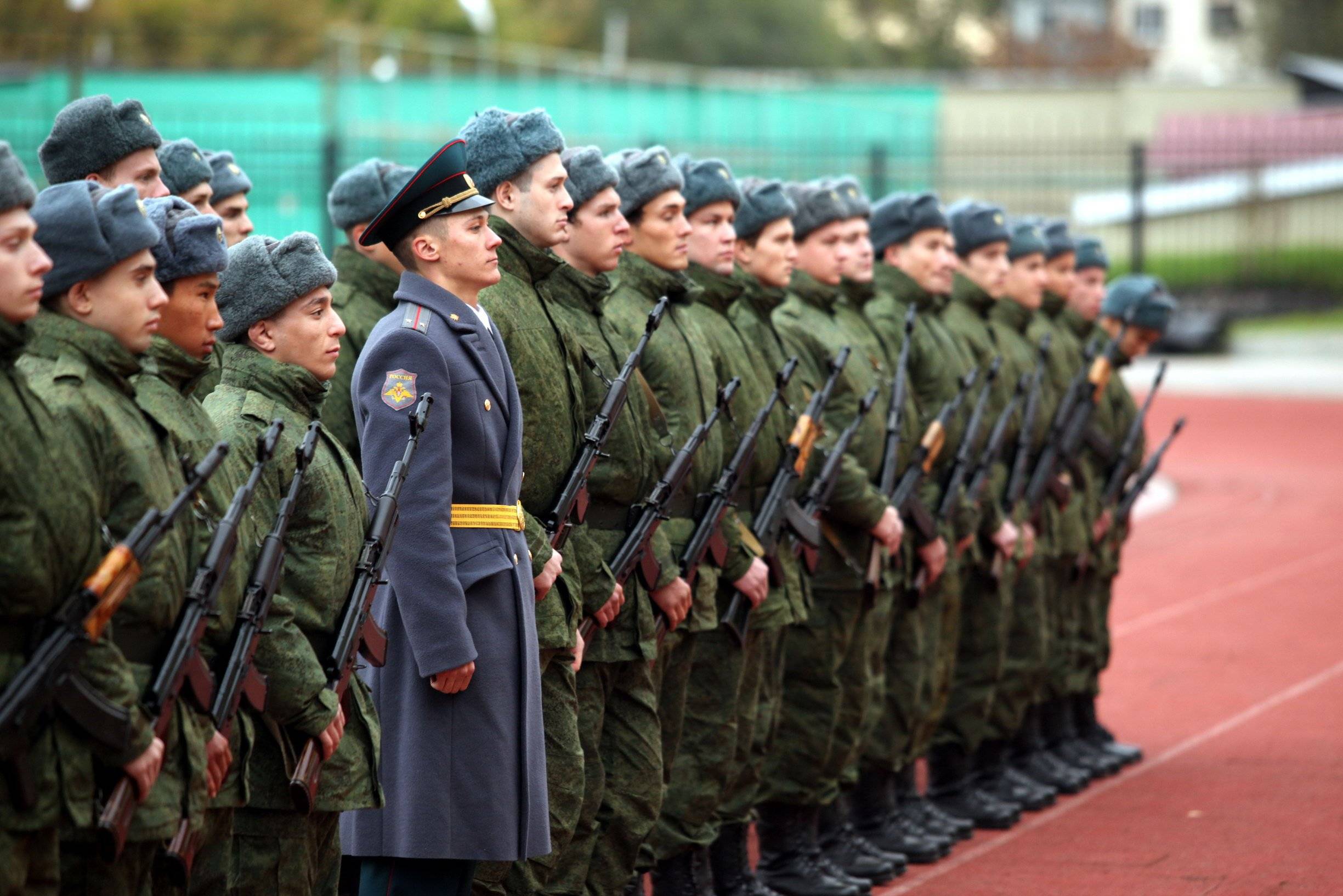 Военнослужащих вооруженных сил. Военная служба. Армия. Строй солдат. Служба в армии.