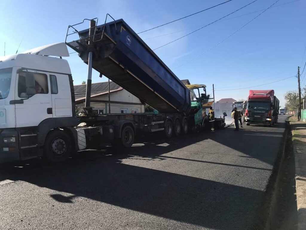 В Кропоткине завершается масштабный по объему и денежным ресурсам ремонт  дорог - Огни Кубани