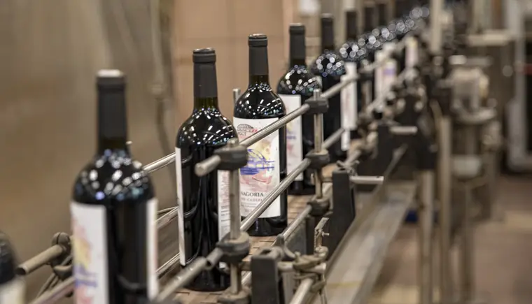 «Фанагория» импортозаместит контейнеры для хранения и выдержки вин в бутылках