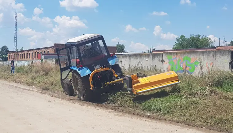 Новая роторная коса заменит шесть человек