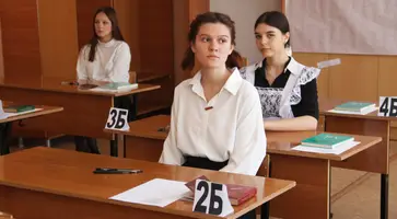 Одиннадцатиклассники Кавказского района перед ЕГЭ проверяют свои знания по русскому языку