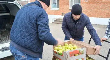 Жители станицы Темижбекской отправили гуманитарную помощь в краевой военный госпиталь