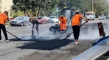 В Кропоткине приступили к ямочному ремонту дорог
