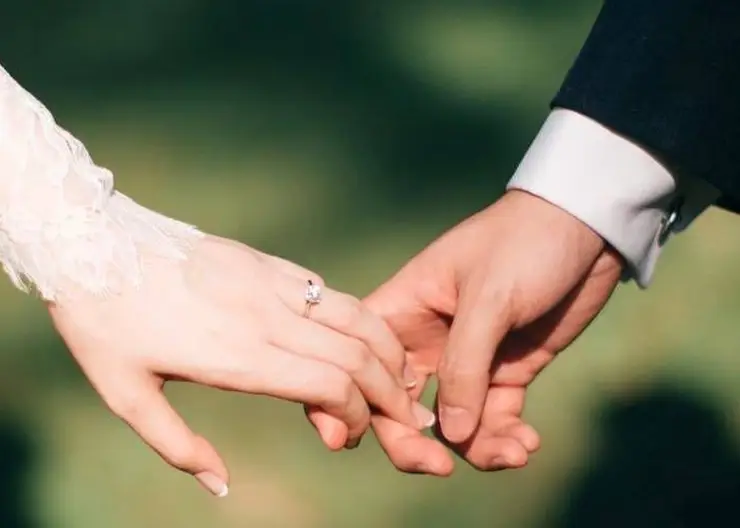 Двенадцать пар молодоженов станут мужьями и женами 8 июля — в День семьи, любви и верности