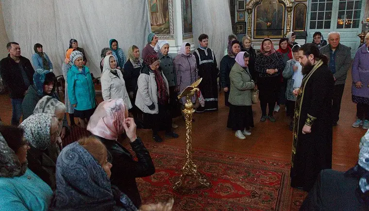 Православные собрались в храме на пассию