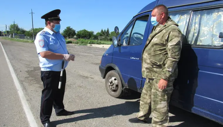 В Кавказском районе проводится второй этап целевого комплексного мероприятия "Автобус"