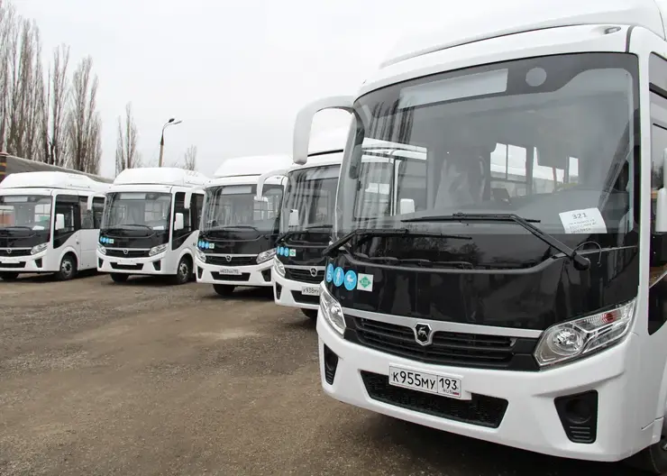 Новые пассажирские автобусы выйдут на линию в Кропоткине с понедельника