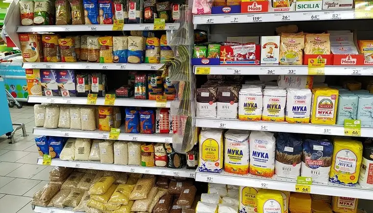 Существующего запаса продуктов на складах магазинов Кубани хватит минимум до лета