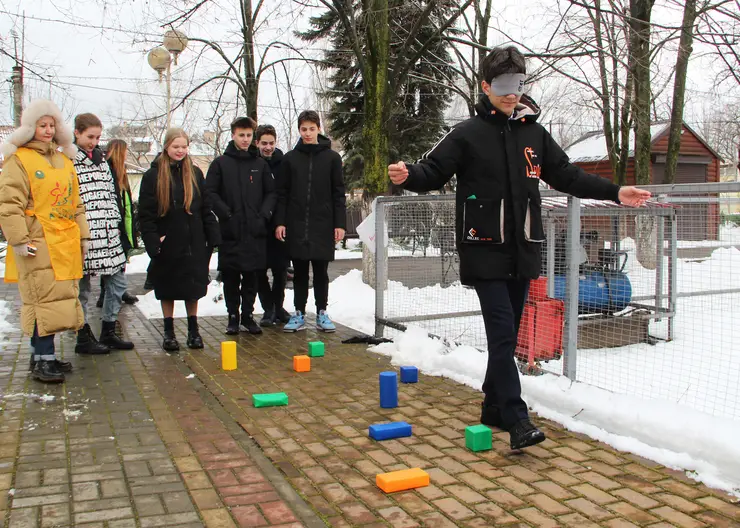 В День памяти воинов-интернационалистов Центр внешкольной работы организовал военно-патриотические игры для школьников района