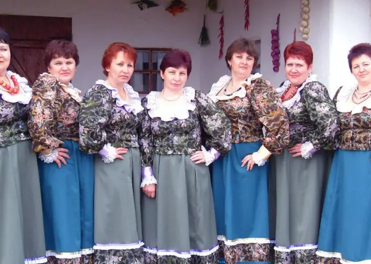 Народная женская вокальная группа «Колечко» в прошлом году в восьмой раз подтвердила звание «Народный самодеятельный коллектив»