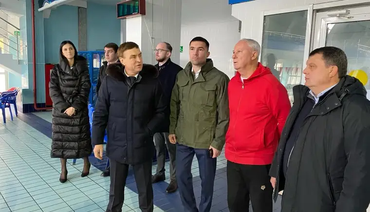 Министр физкультуры и спорта Кубани Серафим Тимченко посетил спортивные объекты Кропоткина