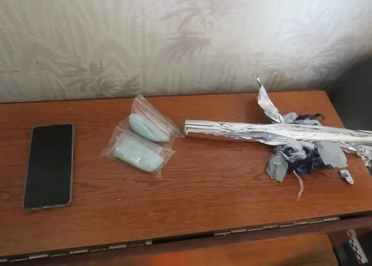 В Кавказском районе полицейские пресекли незаконный оборот наркотиков
