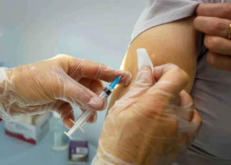На Кубани прививку от гриппа сделали более 800 тысяч человек