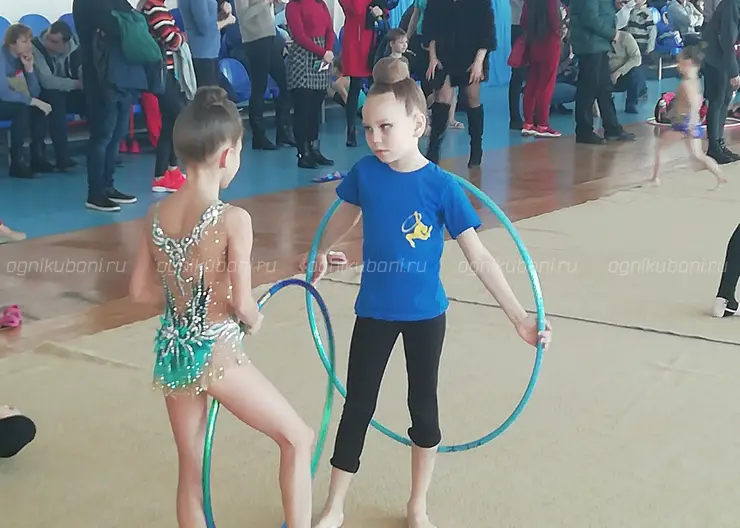 Артистки из Кропоткина успешно выступили на первенстве и турнире Кавказского района по художественной гимнастике