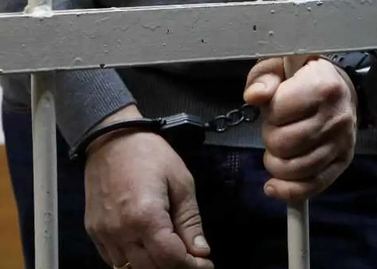 В Кавказском районе полицейские по горячим следам задержали подозреваемого в грабеже