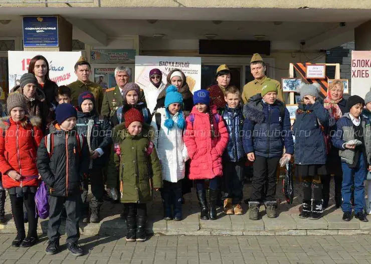 Подполковник запаса Виктор Кульков провел в Совете ветеранов урок мужества