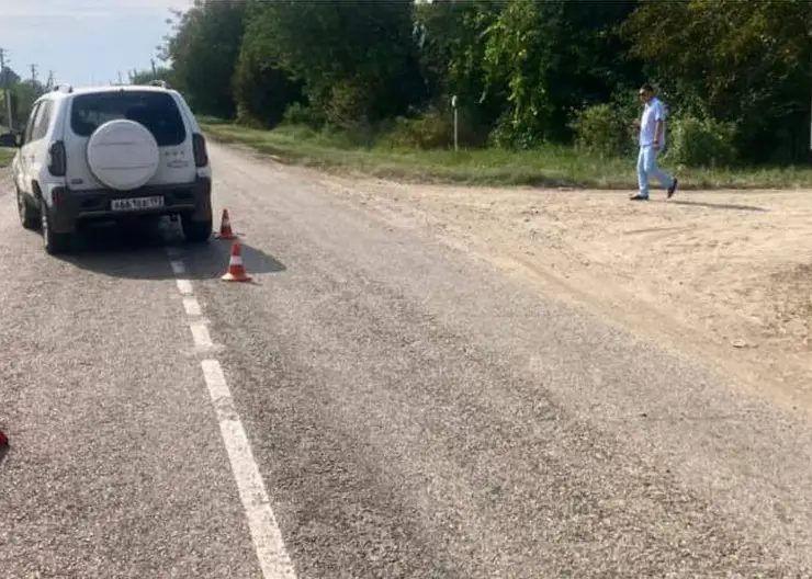 В хуторе Черномуровском под колеса попал восьмилетний велосипедист