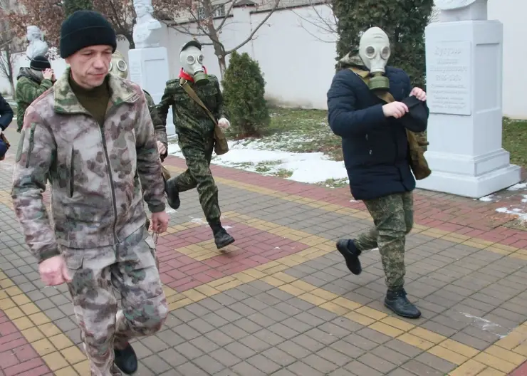 Воспитанники военно-патриотического клуба Кропоткина «на бегу» подвели итоги года