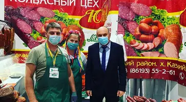 На «Кубанскую ярмарку» отправились 14 предпринимателей из Кавказского района