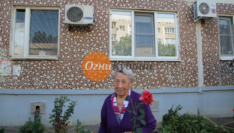 Жительница города Кропоткина Надежда Титкова отметила свое 90-летие