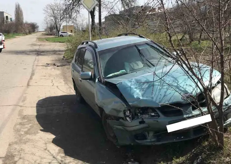 В Кропоткине произошло две дорожные аварии