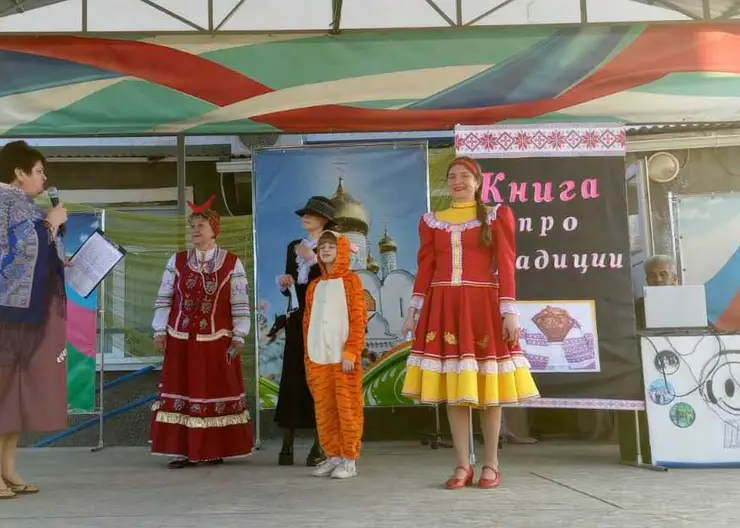 В «Библионочь» читателям библиотек станицы Кавказской долго не пришлось сомкнуть глаз — они танцевали