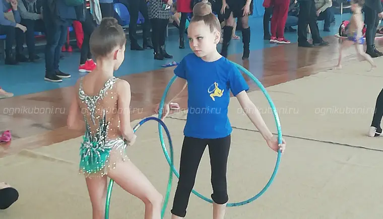 Артистки из Кропоткина успешно выступили на первенстве и турнире Кавказского района по художественной гимнастике