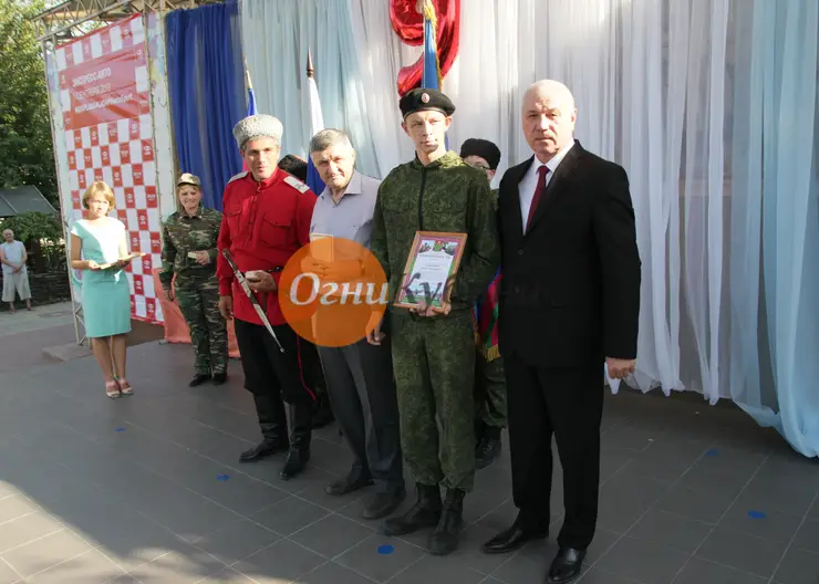 Воспитанники первого взвода расстались с детским военно-патриотическим клубом «Патриот»