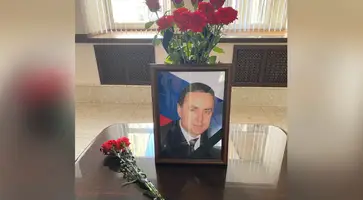 Депутаты районного Совета почтили память Виталия Очкаласова минутой молчания