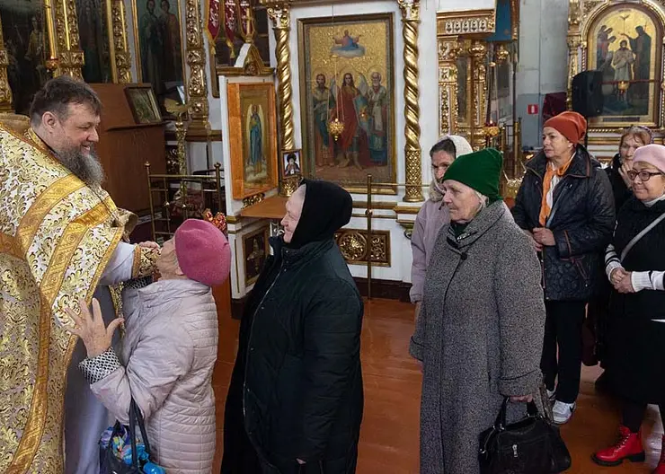 Настоятель Покровского собора отметил свое тезоименитство