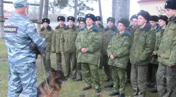 В Кавказском районе полицейские и общественники провели урок профессиональной ориентации для кадетов