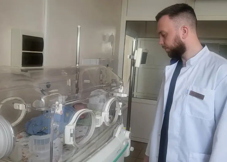 Врач-неонатолог кропоткинской больницы в 30 лет возглавил отделение патологии новорожденных