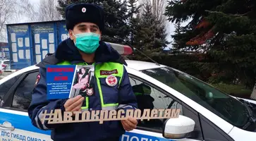 В Кавказском районе госавтоинспекторы провели акцию «Автокресло — детям»