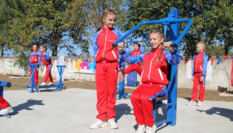 На стадионе станицы Кавказской открылась новая спортивная площадка
