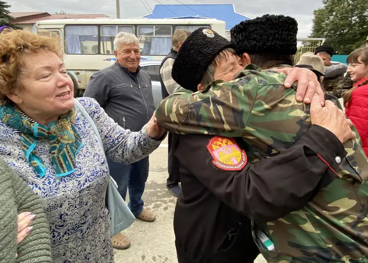 Казаки Кавказского района отправили гуманитарную помощь на Украину