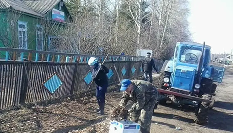 В Лосево новый водопровод и чистые улицы