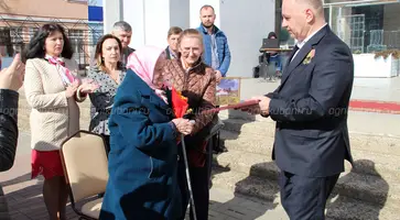 Архивные документы жертв фашистского плена из Кавказского района передали лидеры военно-патриотического проекта «Возвращение имени»