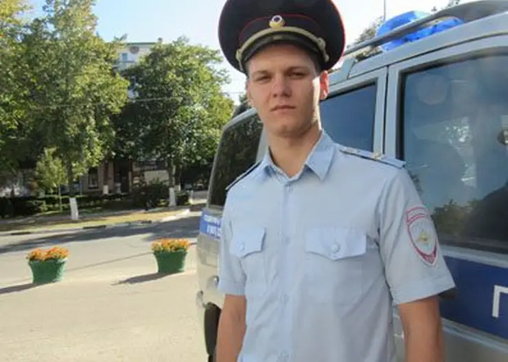 Сотрудник ППС младший сержант полиции Олег Луговой задержал закладчиков наркотиков в свой выходной день