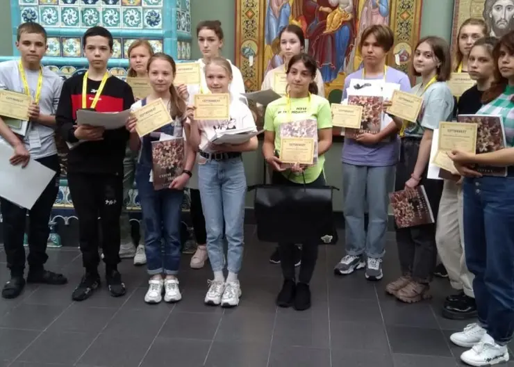 Воспитанники Казанской детской школы искусств показали себя в международном открытом творческом фестивале-конкурсе «Волшебство акварели»