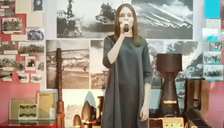 Педагог Кавказской музыкальной школы Олег Дмитриев создал клип на военно-патриотическую тему