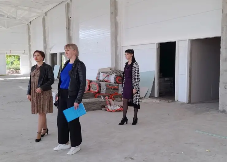 На основе «Народной программы» и проекта «Партийный десант» местные единороссы провели мониторинг строящихся в Кавказском районе спортивных объектов