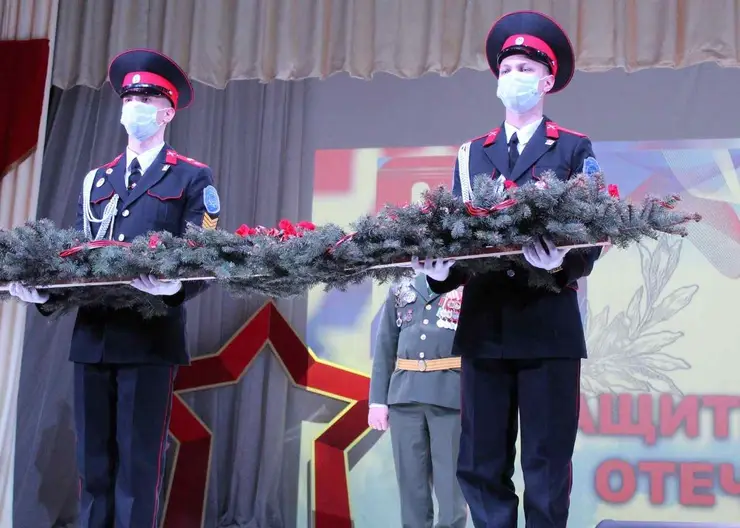 В Доме культуры г.Кропоткина провели районный праздник «Солдаты России: наследие и наследники»