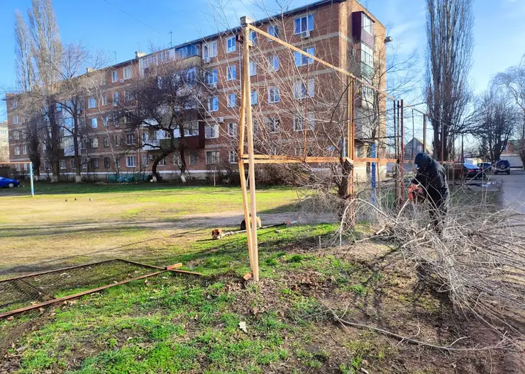 По улице Кирова,7 закончены подготовительные работы для реконструкции двора многоквартирного дома