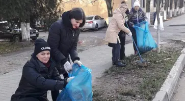 Сотрудники краеведческого музея Кропоткина вышли на субботник