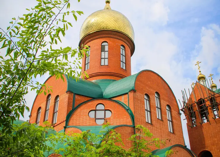 6 июня православные встречают День Святой Троицы