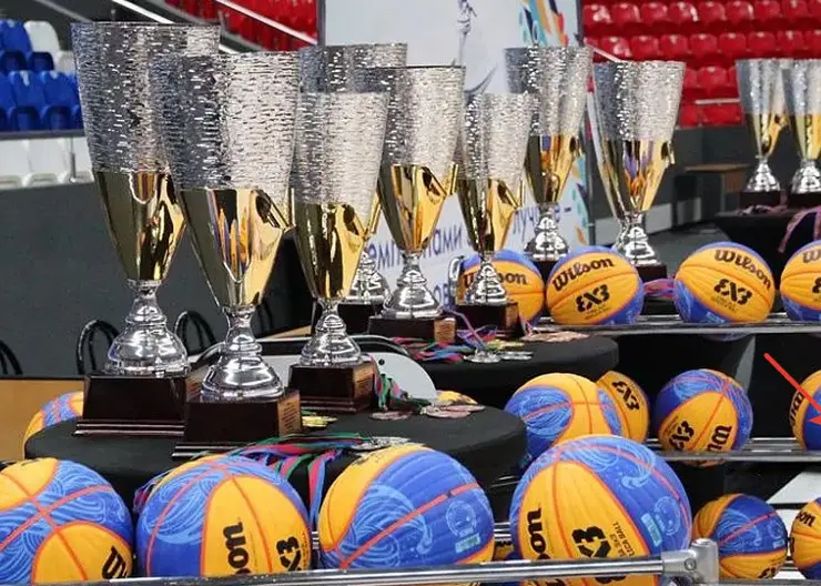 Баскетболистки Кавказского района заняли второе место на Всекубанском турнире по уличному баскетболу