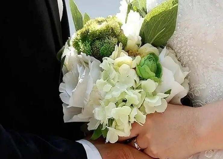 Сегодня в ЗАГСах Кавказского района происходит свадебный аншлаг