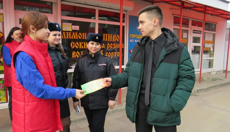 Полицейские проводят профилактические мероприятия, направленные на пропаганду здорового образа жизни