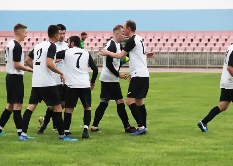 «Локомотив» одержал победу над командой из Геленджика