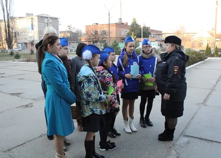 В Кавказском районе прошла акция «Родительский патруль»